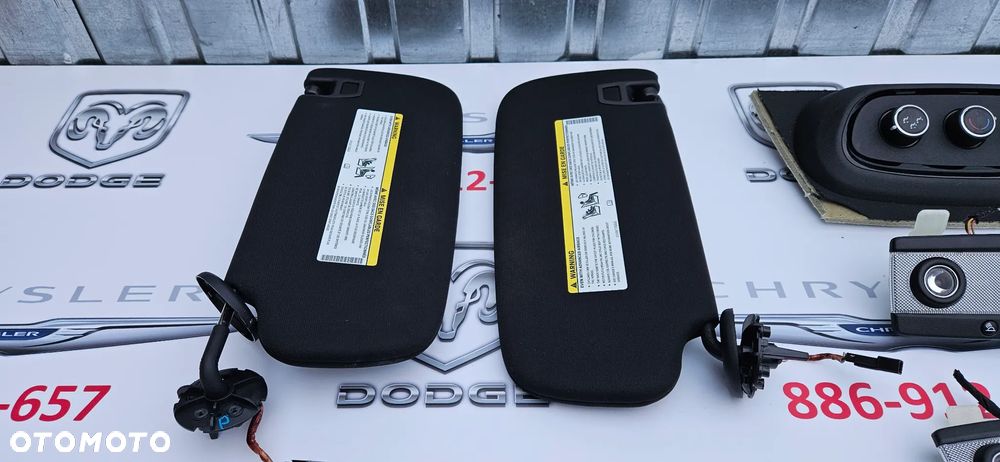 Dodge Durango III LIFT 2021-2025 Słoneczki Osłona przeciwsłoneczna Oświetlenie kabiny kierowcy Lampka podświetlenia Panel sterowania klimatyzacją Panel nawiewu - 5