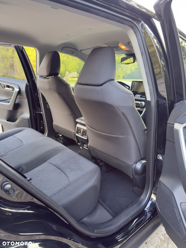 Toyota RAV4 - 18