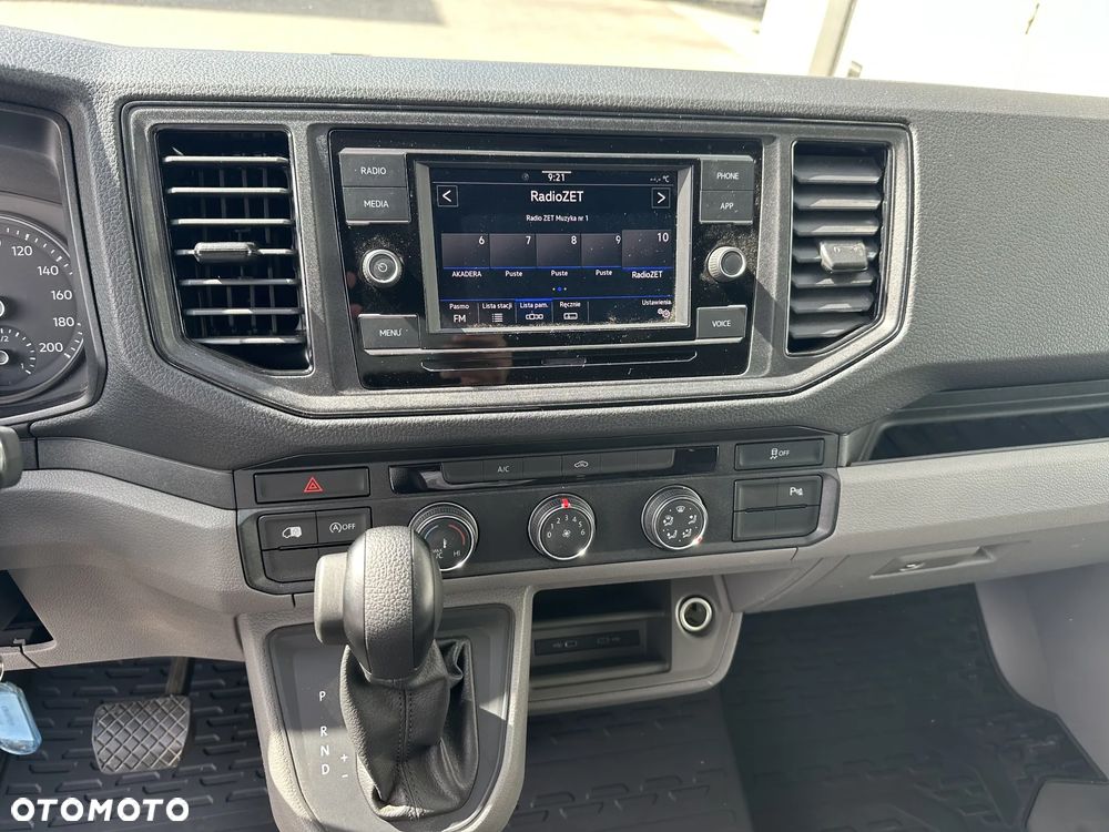 Volkswagen Crafter - 11