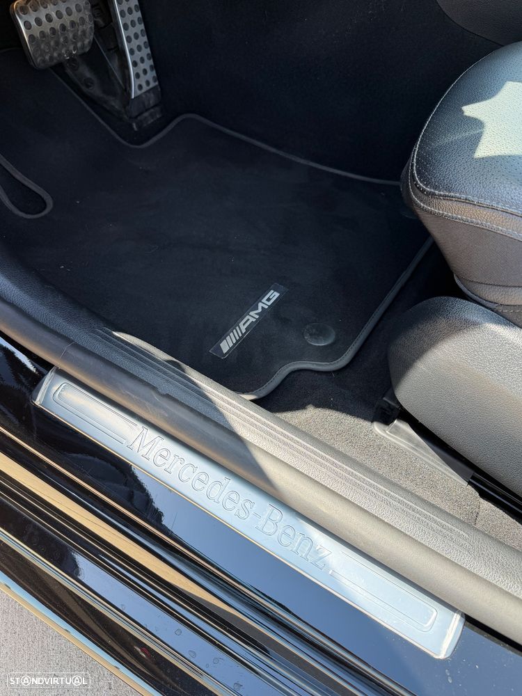 Mercedes-Benz C 300 e AMG Line - 12