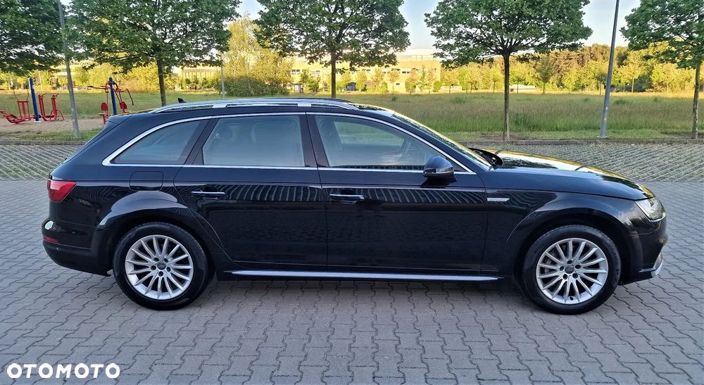 Audi A4 Allroad - 2