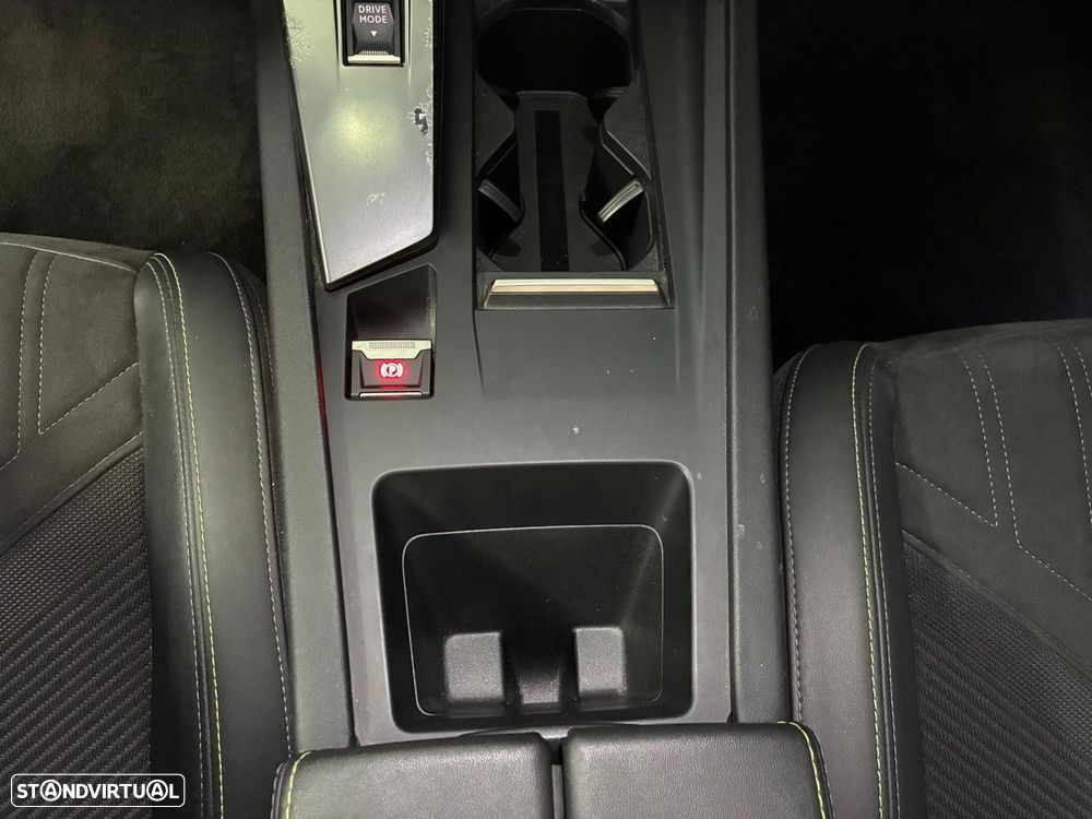 Peugeot 308 1.5 BlueHDi GT EAT8 - 23