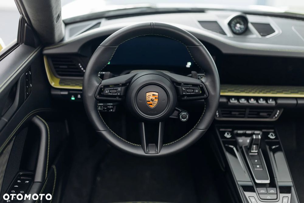 Porsche 911 Carrera T-Hybrid Spirit 70 - 29