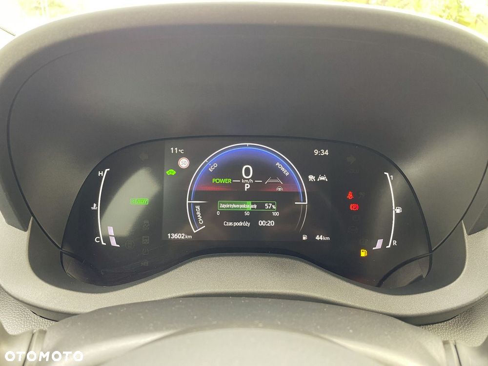 Toyota Yaris Hybrid 1.5 Style - 17