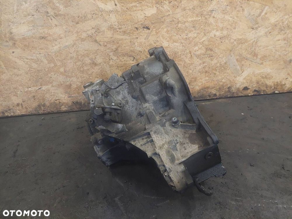 SKRZYNIA BIEGÓW OPEL MERIVA A 1.7 CDTI MANUAL 5 BIEGÓW F23 - 4