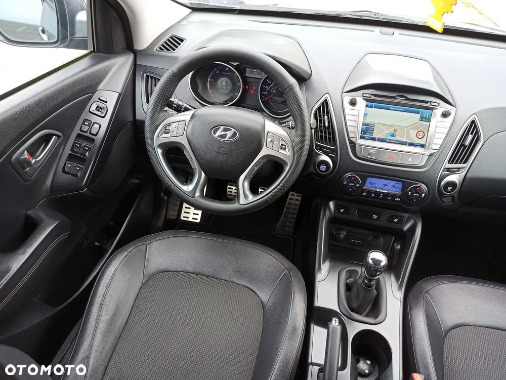Hyundai ix35 1.7 CRDi 2WD Fifa World Cup Edition - 13