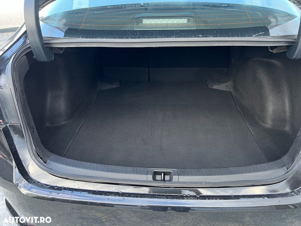Toyota Corolla - 9
