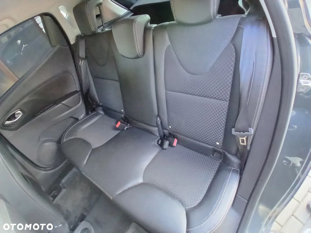 Renault Clio (Energy) dCi 90 Start & Stop INTENS - 11
