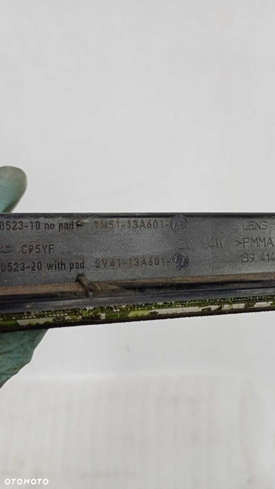 Światło stopu trzecie klapy FORD KUGA MK1 2.0 TDCI 8V41-13A601-AA - 3