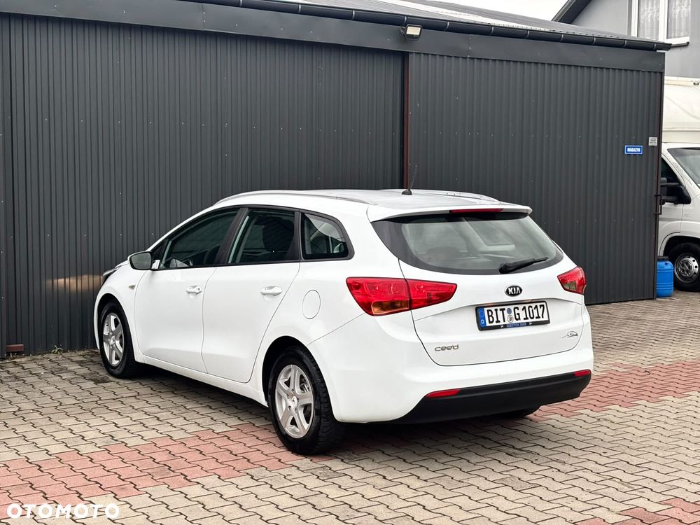 Kia Ceed 1.4 L Business Line - 10