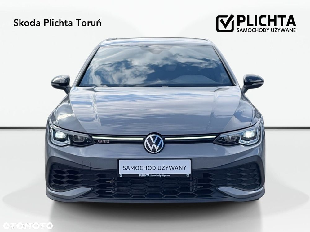 Volkswagen Golf - 2