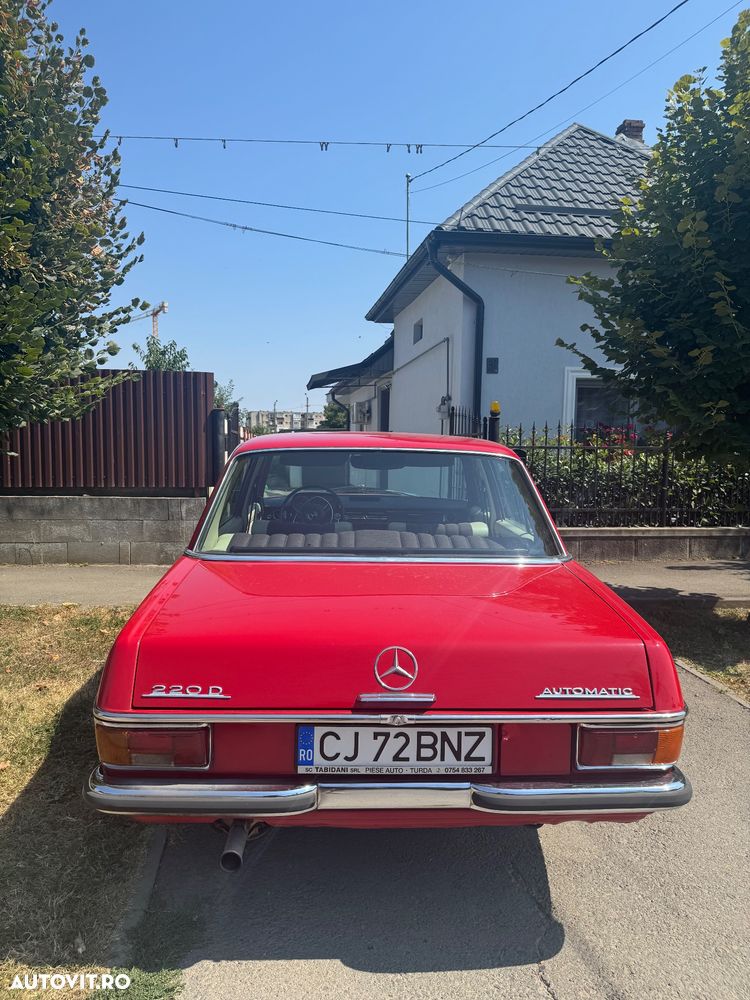 Mercedes-Benz W114 - 15