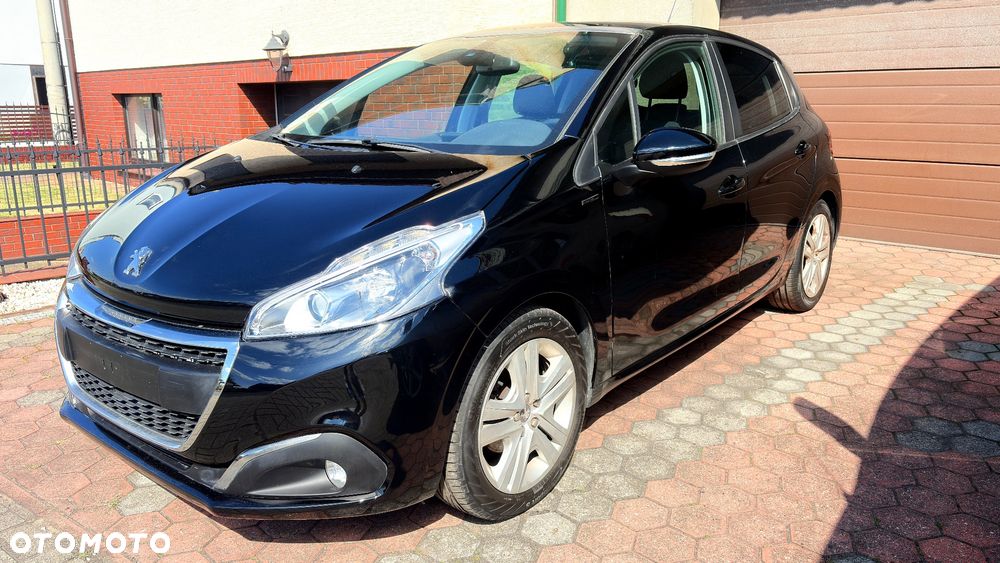 Peugeot 208 1.2 PureTech GPF Signature S&S - 2