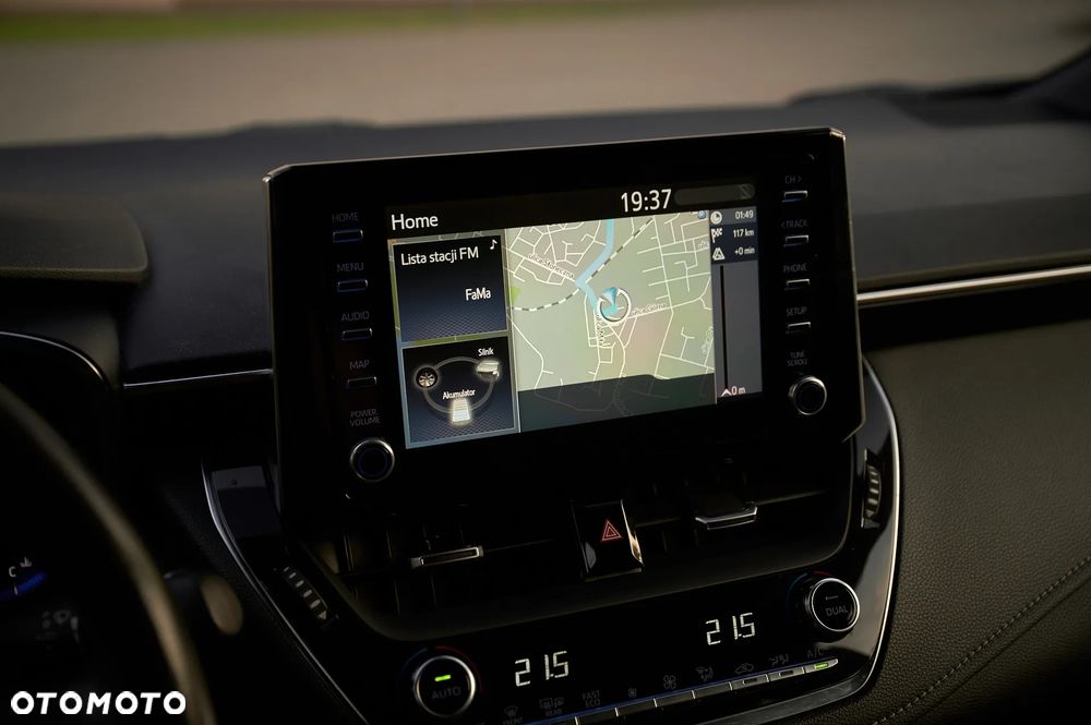 Toyota Corolla 1.8 Hybrid GPF Comfort - 32