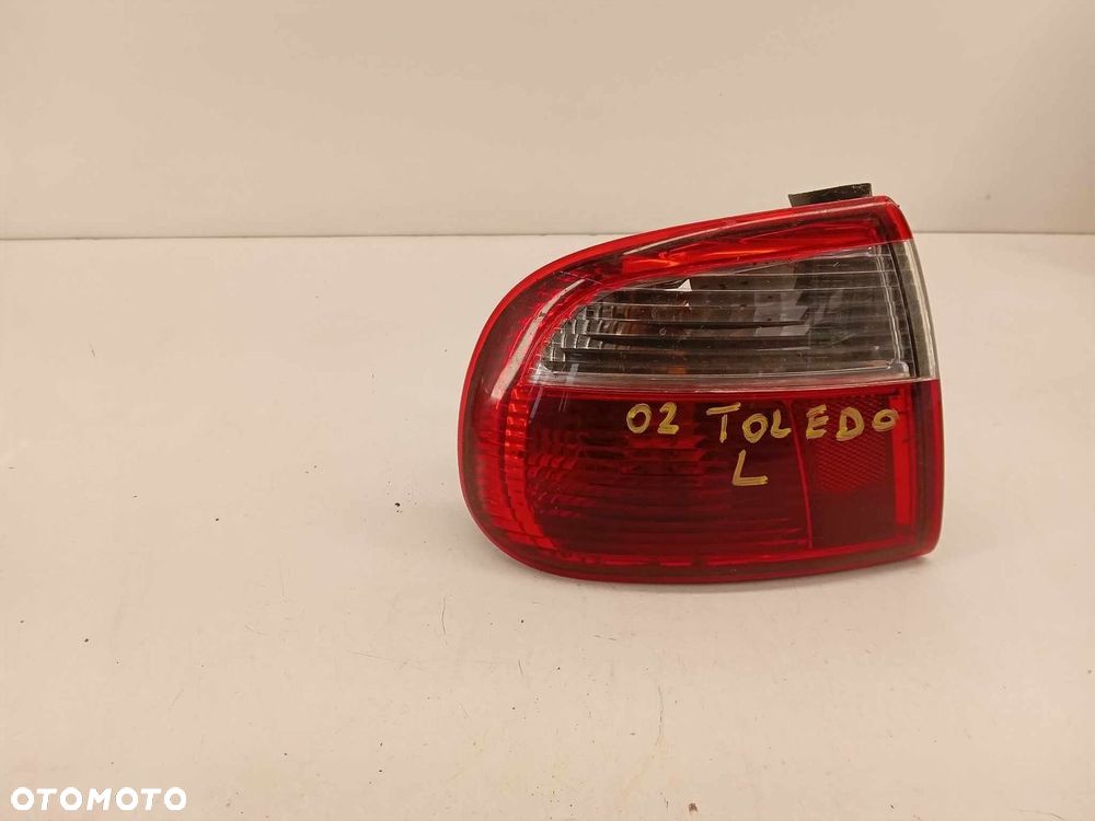 LAMPA LEWA TYLNA TYŁ SEAT ALTEA TOLEDO II 99-04 - 3