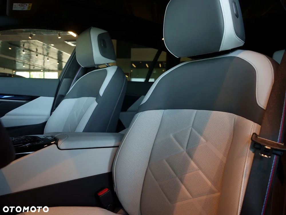 BMW Seria 5 540d xDrive - 12