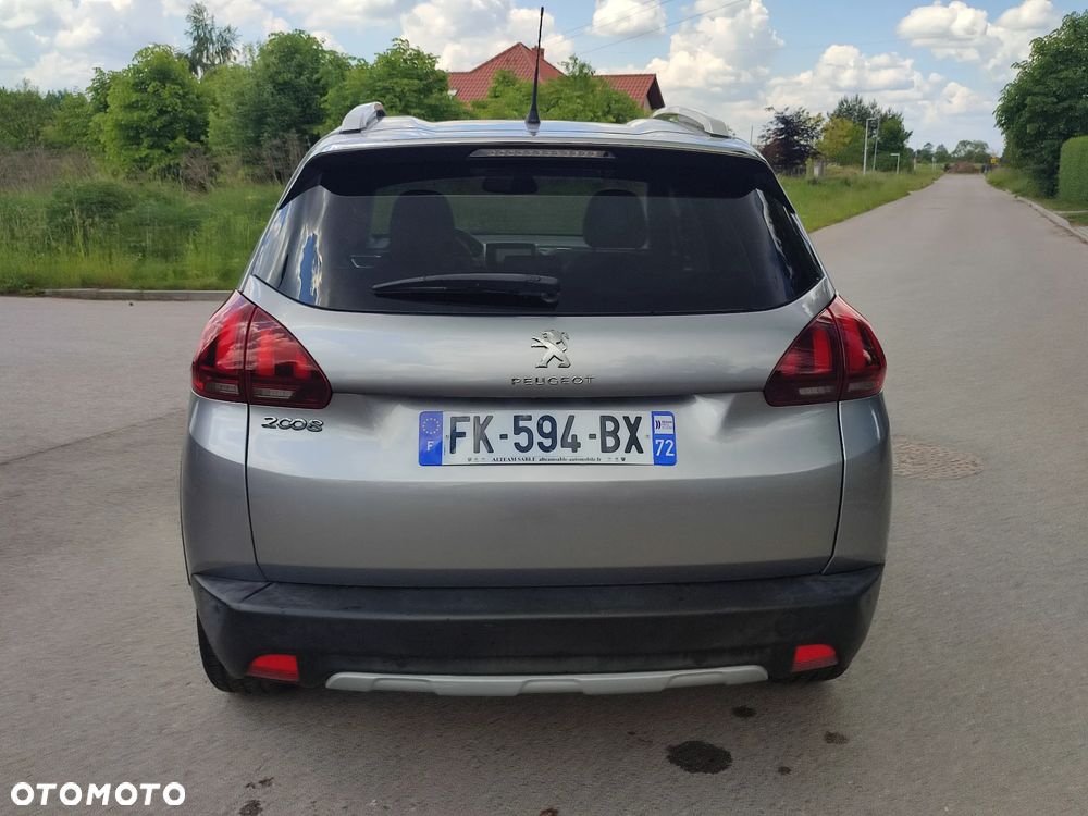 Peugeot 2008 1.5 BlueHDi Allure - 6