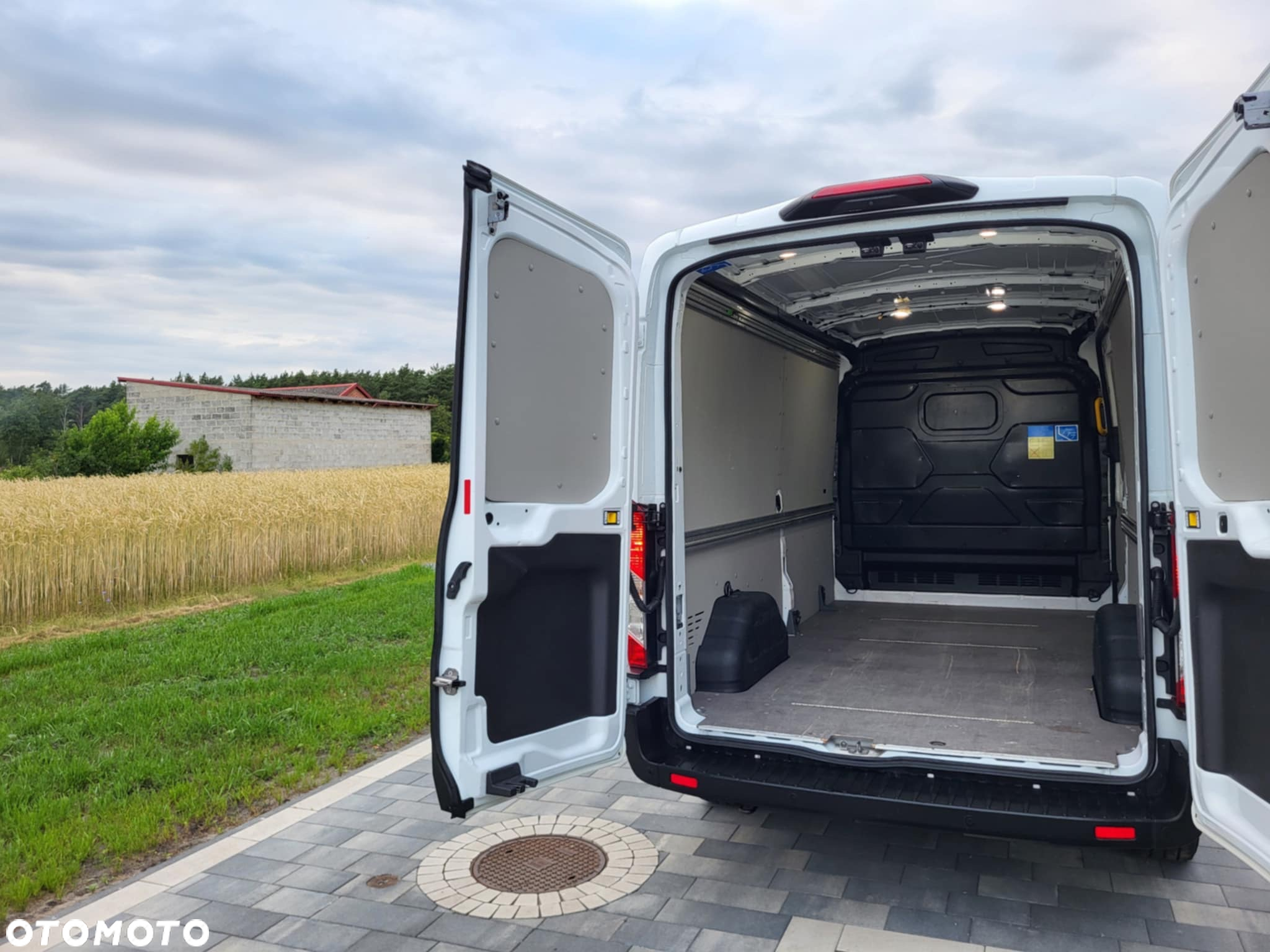 Ford Transit - 22