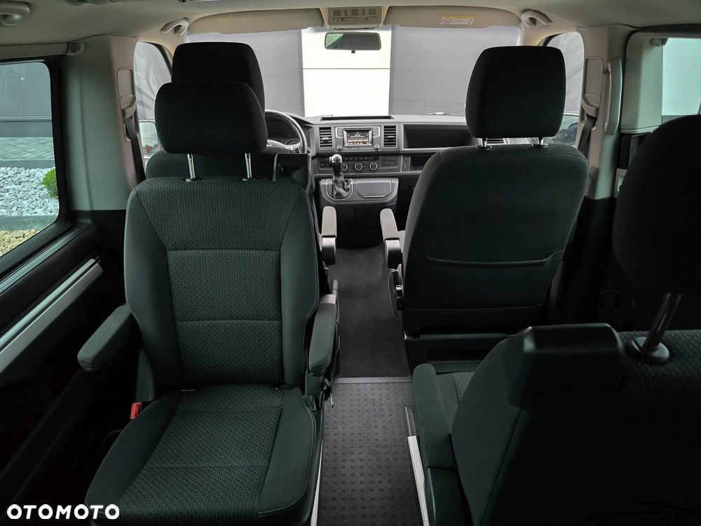 Volkswagen Multivan - 31