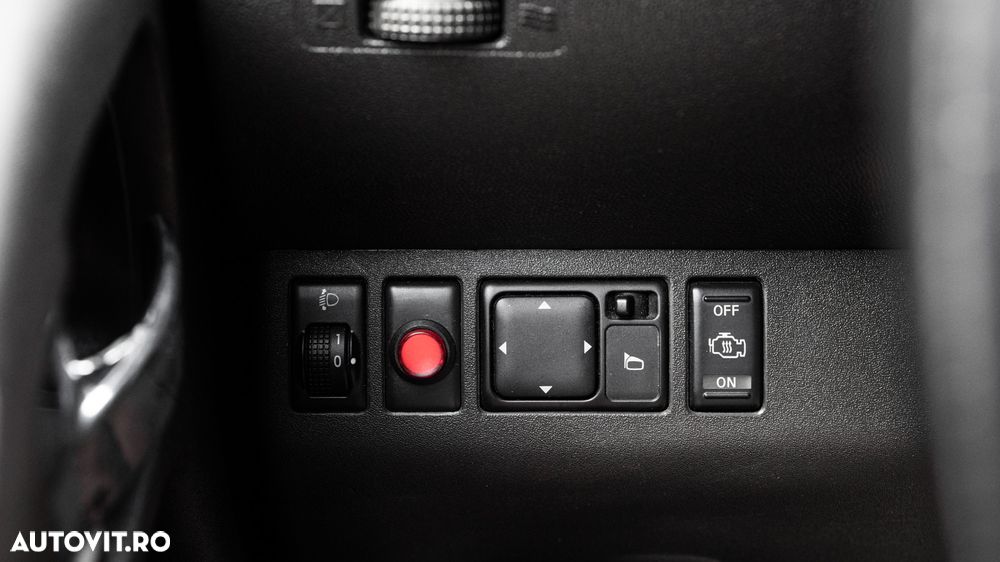 NISSAN Navara 2009 — imagine 7