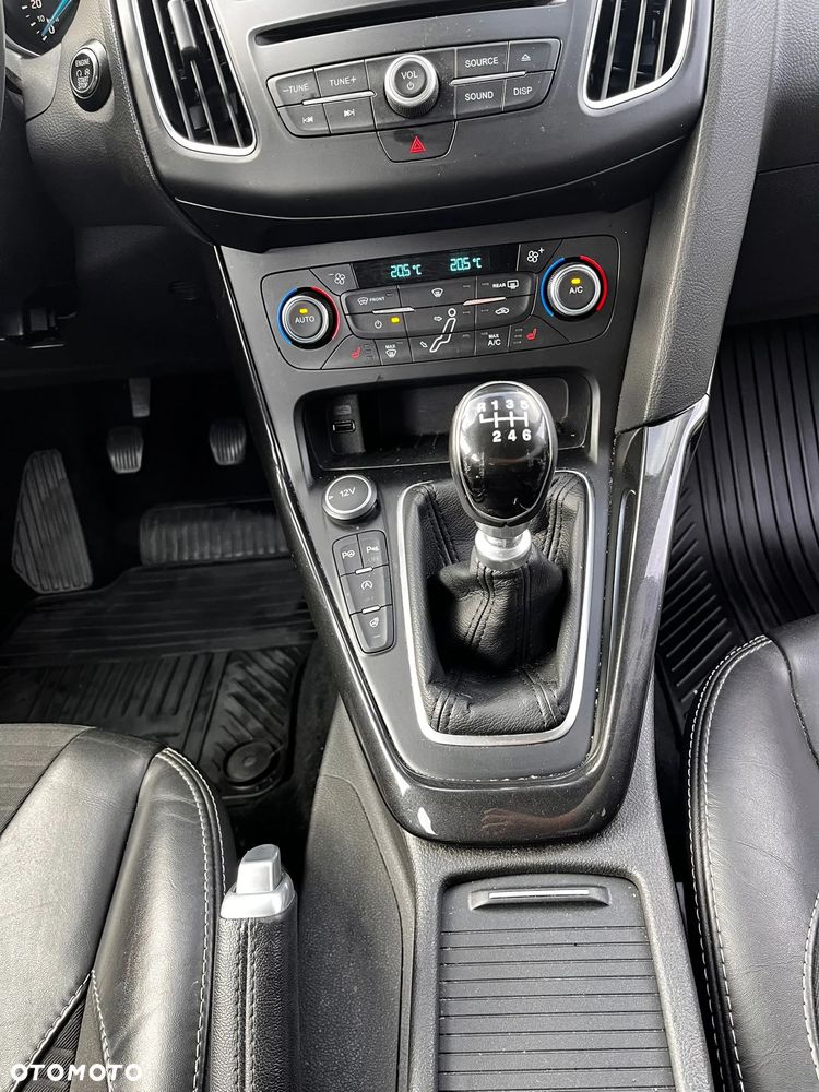 Ford Focus 1.0 EcoBoost Titanium ASS - 20