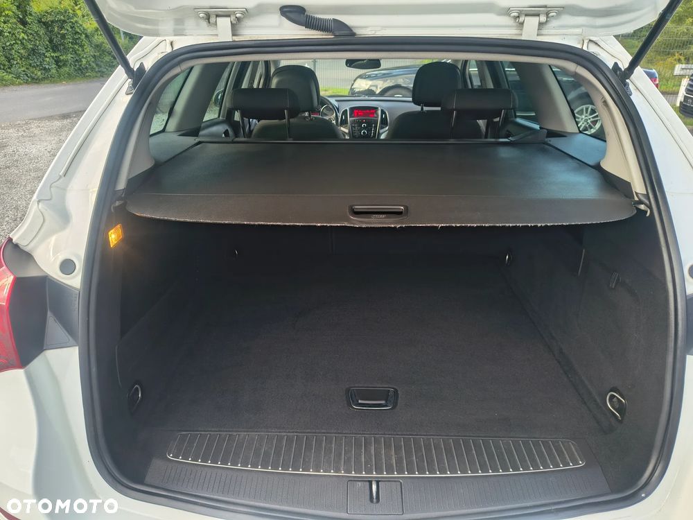 Opel Astra 2.0 CDTI DPF White Edition - 24
