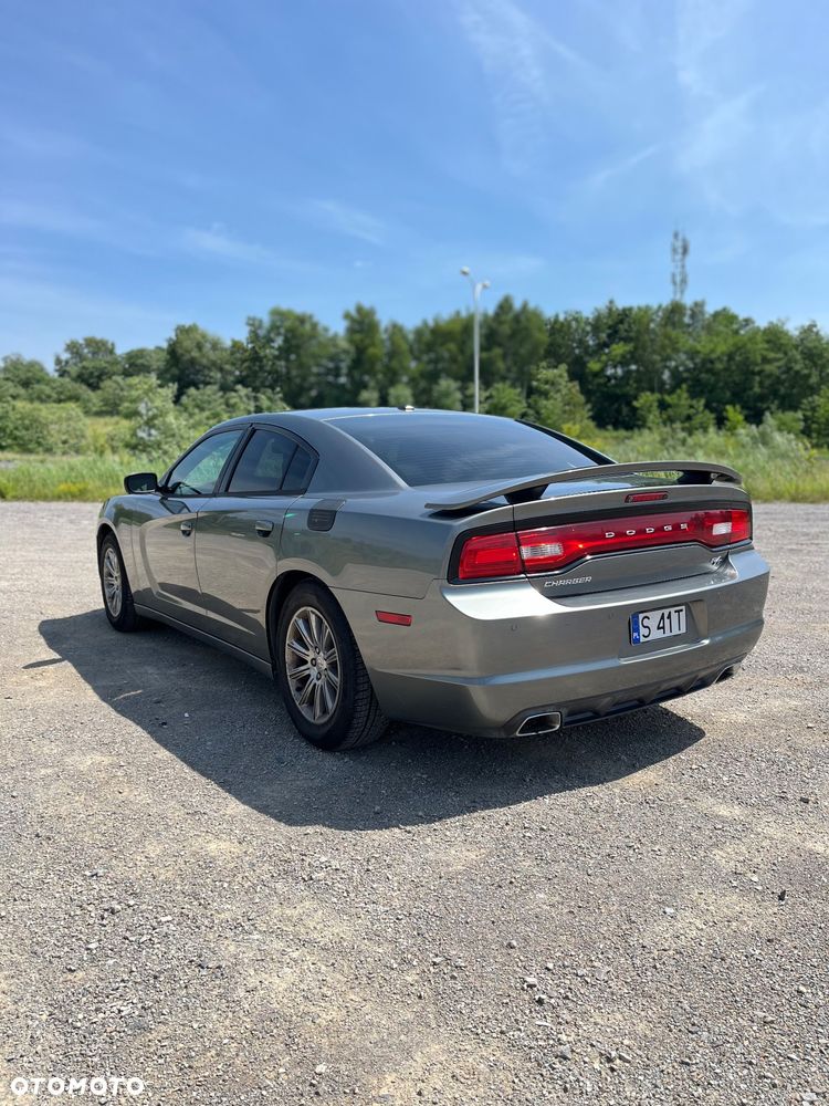 Dodge Charger - 5
