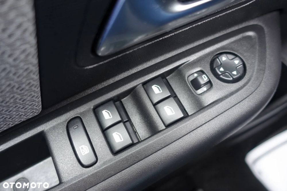 Citroën C4 e-C4 136 FEEL - 26