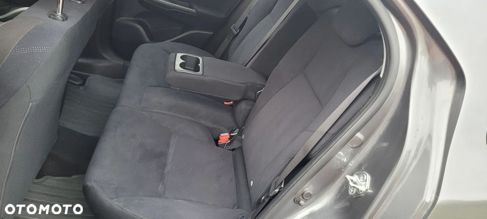 Honda Civic 1.4 Sport - 32