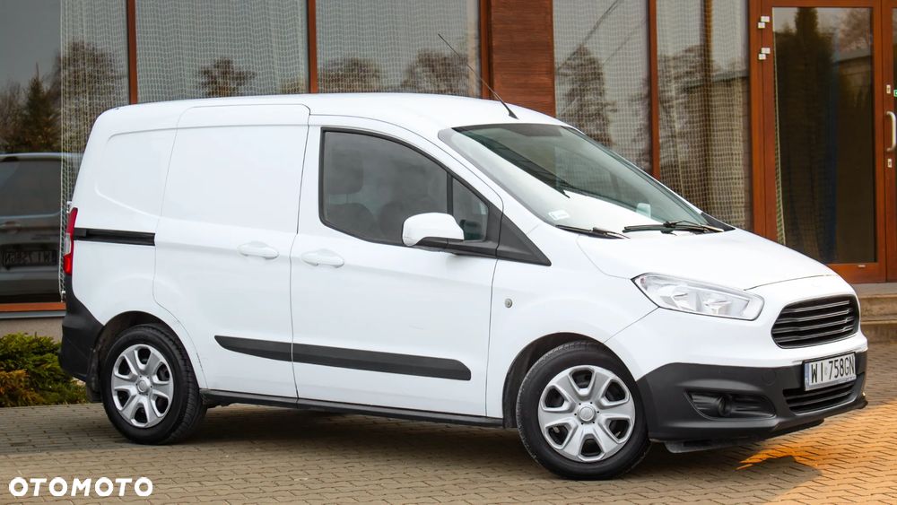 Ford Transit Courier - 4