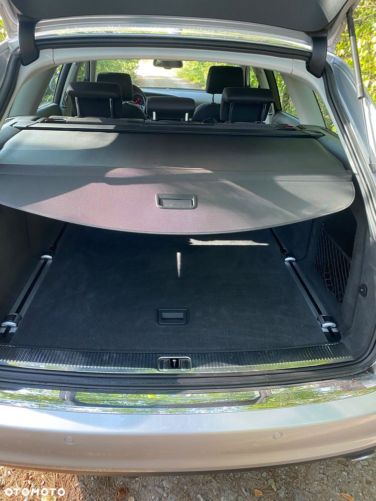 Audi A6 Avant 2010 photo 4