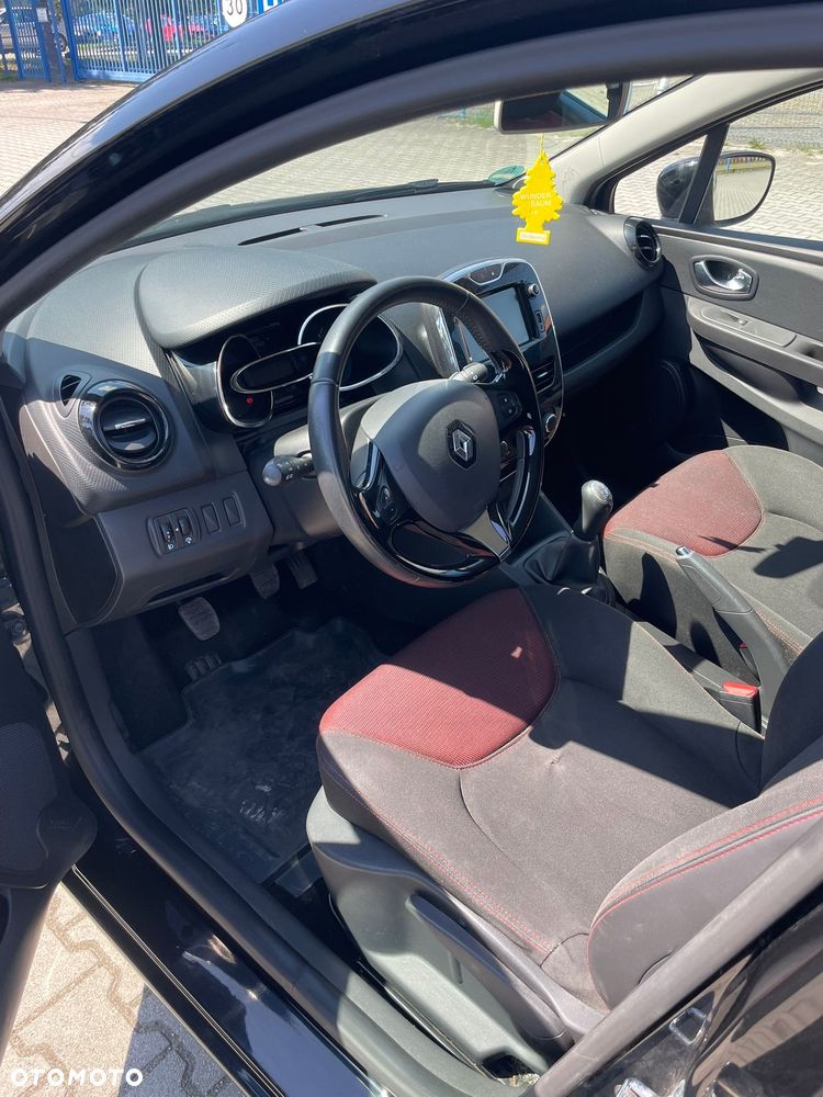 Renault Clio - 8
