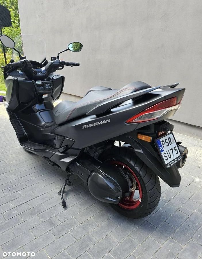 Suzuki Burgman - 5