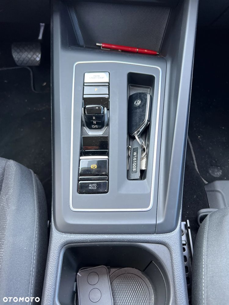 Volkswagen Golf 1.5 eTSI OPF DSG Style - 11