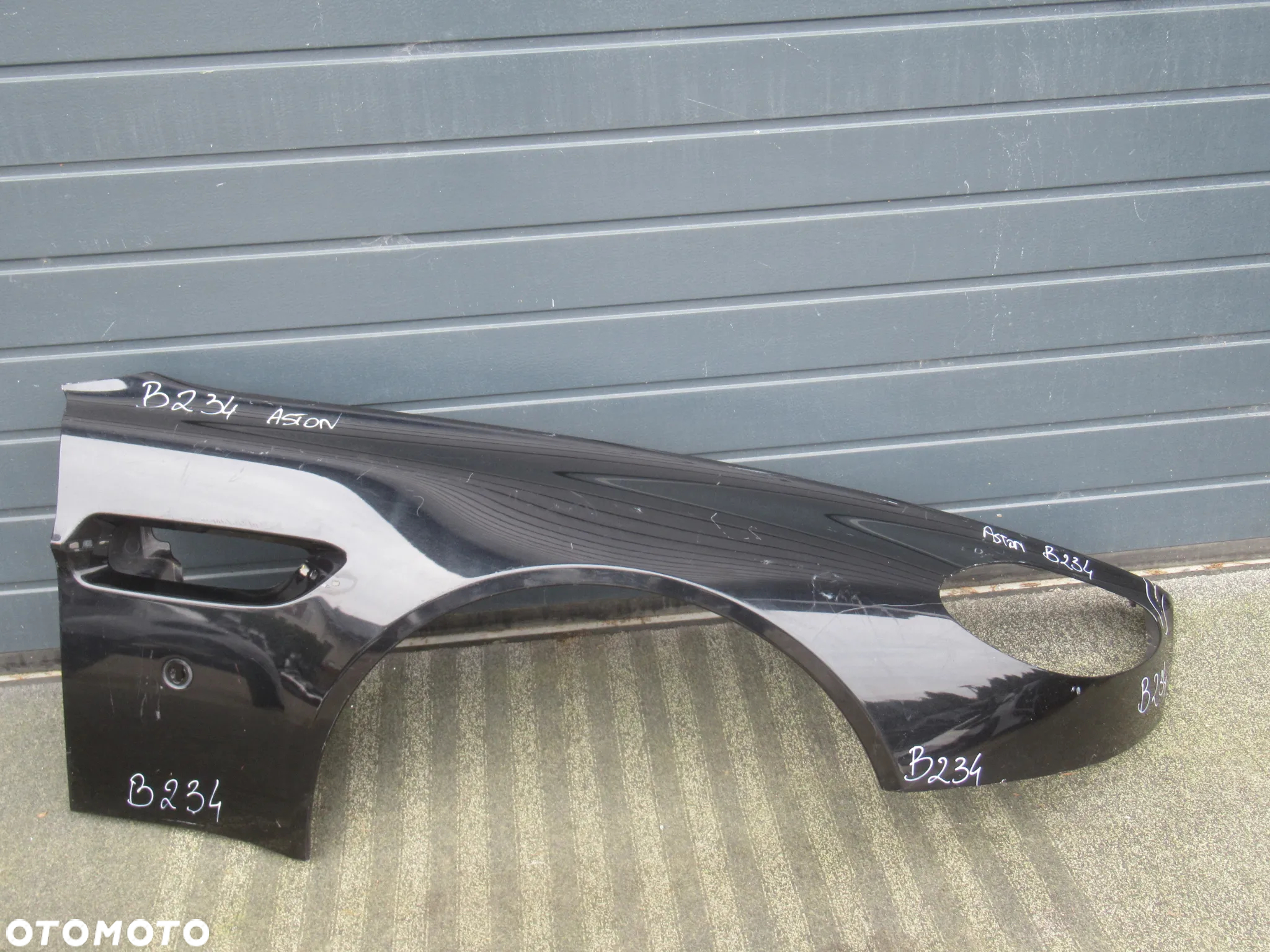 BŁOTNIK PRZEDNI PRZÓD PRAWY LEWY ASTON MARTIN VANTAGE V8 2005 - 25