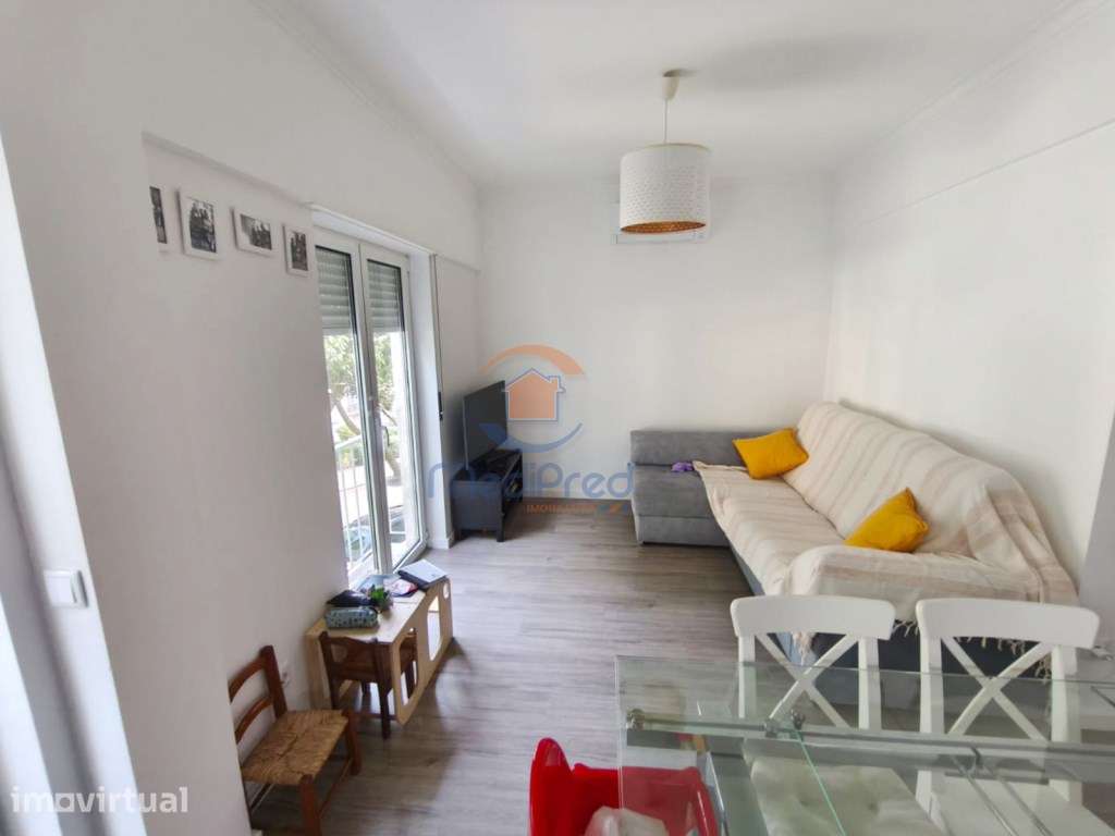 Apartamento T3 Totalmente Remodelado | Reboleira, Amadora - Grande imagem: 2/23