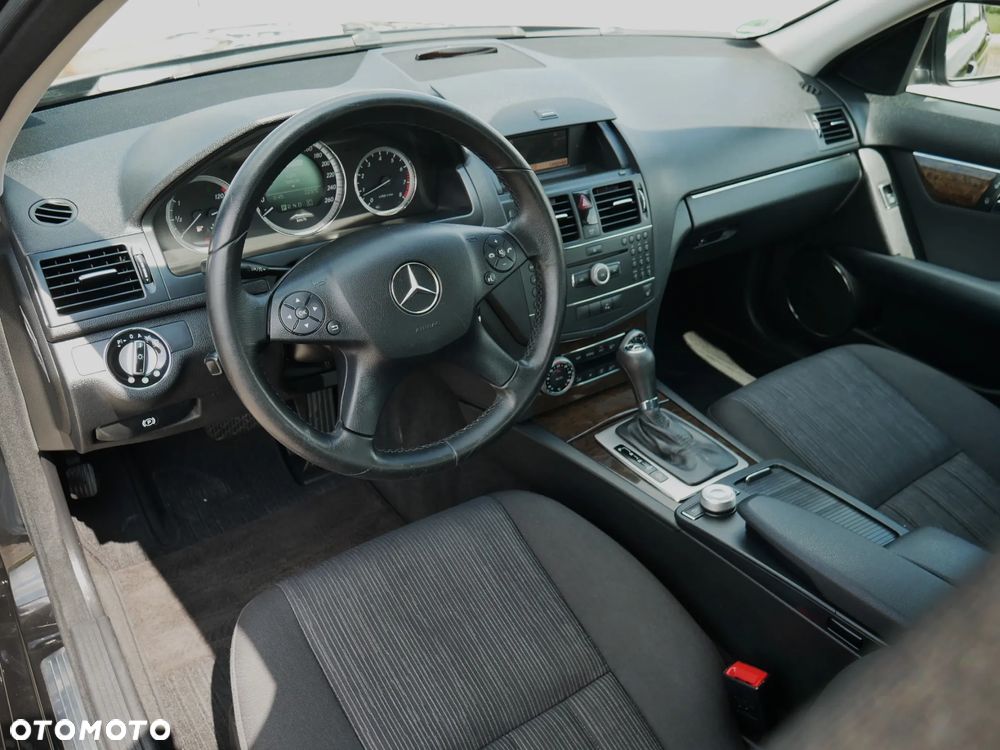 Mercedes-Benz Klasa C - 21