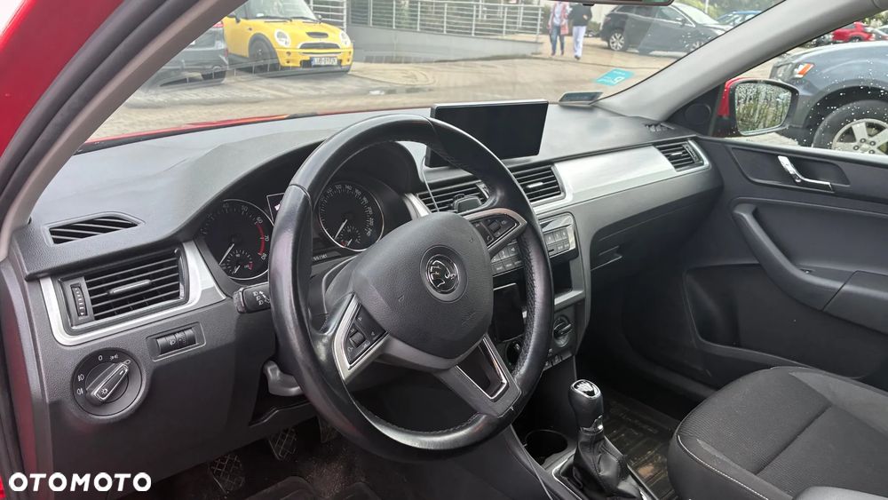 Skoda RAPID 1.2 TSI Ambition - 6