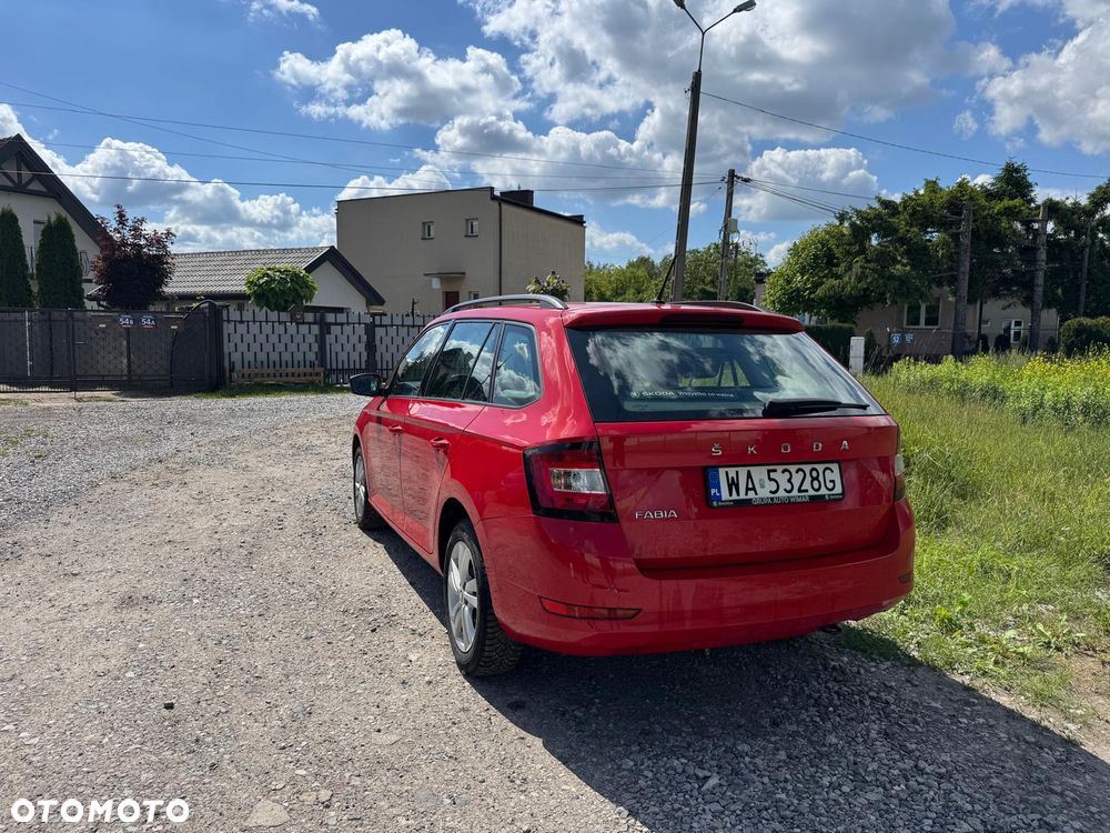 Skoda Fabia 1.0 TSI Ambition - 2