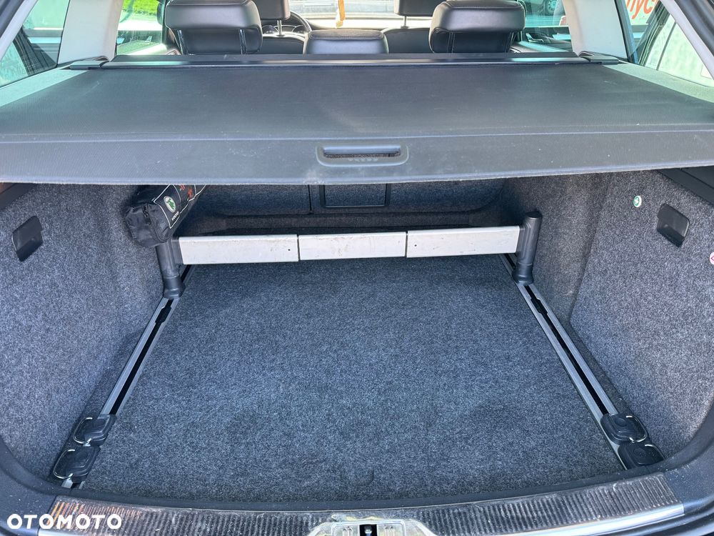 Skoda Superb 1.6 TDI Active Greenline - 18