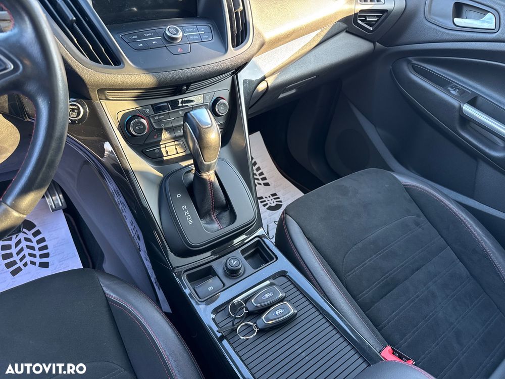 Ford Kuga 2.0 TDCi 4x4 Aut. ST-Line - 20