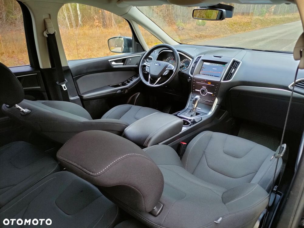 Ford S-Max 2.0 TDCi Titanium PowerShift - 25