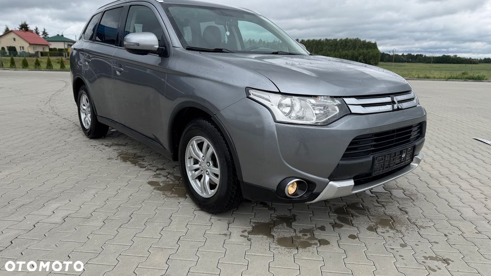 Mitsubishi Outlander 2.2 DI-D 4WD Plus - 11