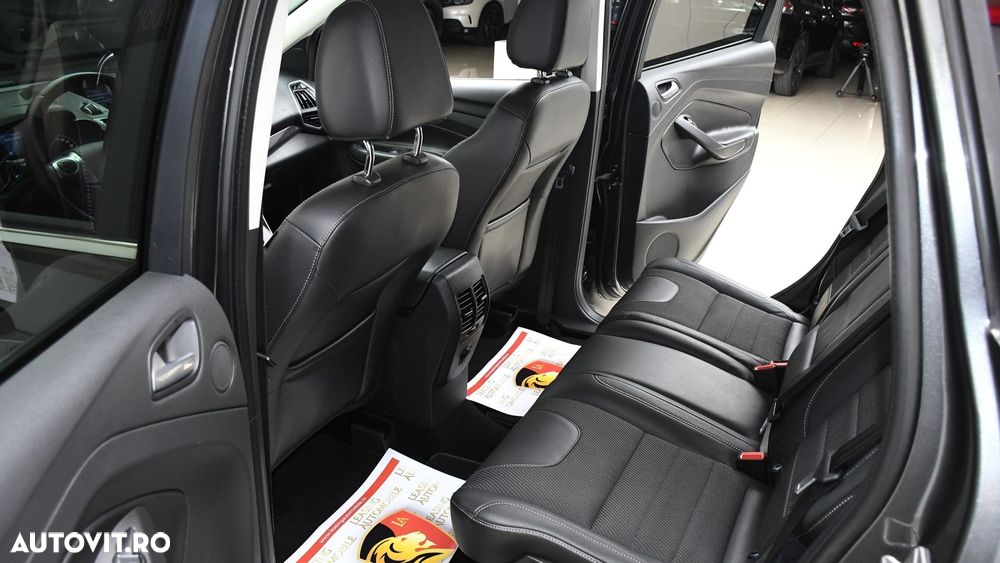 Ford Kuga 2.0 TDCi 4x4 Aut. Titanium - 11