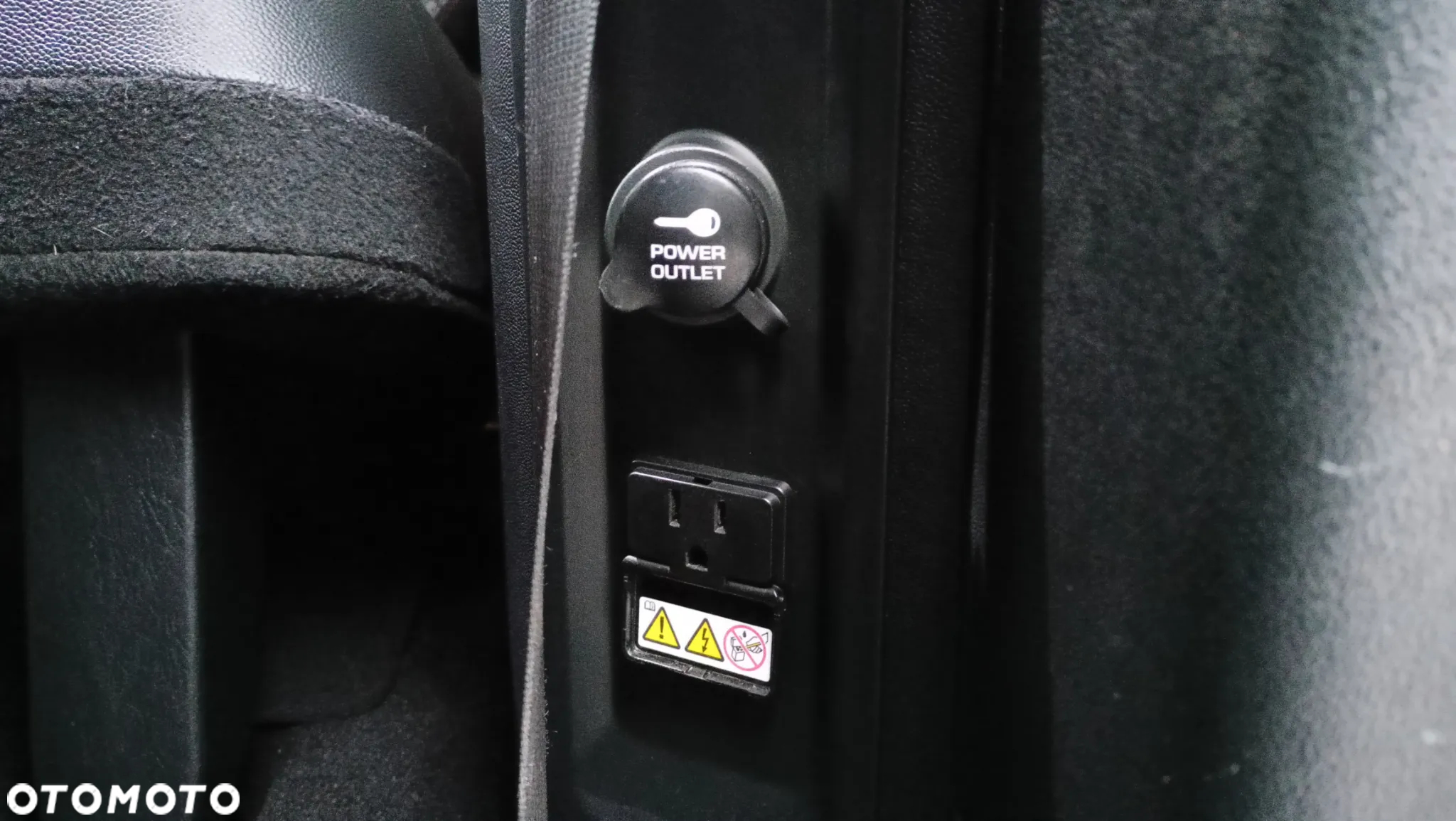Dodge Grand Caravan - 21