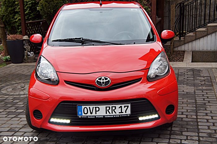 Toyota Aygo CoolRed - 2