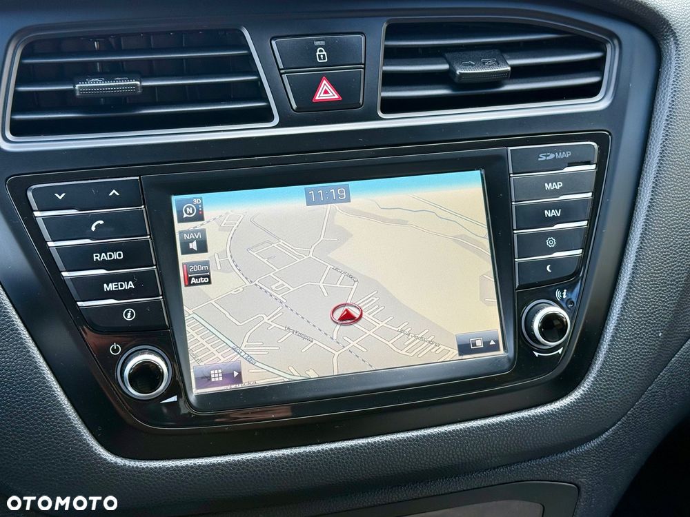 Hyundai i20 1.4 Intro Edition - 26