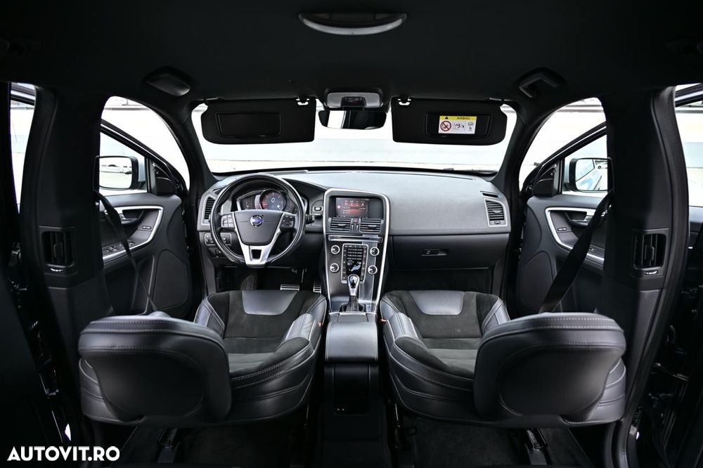 Volvo XC 60 D5 AWD Geartronic Momentum - 3