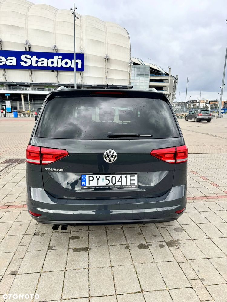 Volkswagen Touran - 7