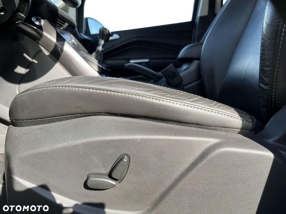 Ford C-MAX - 12